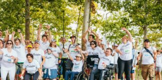 Blindenfußball, Para-Eishockey und gemeinsamer Lauf